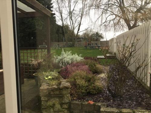The Wishing Well Inn Bourne Extérieur photo